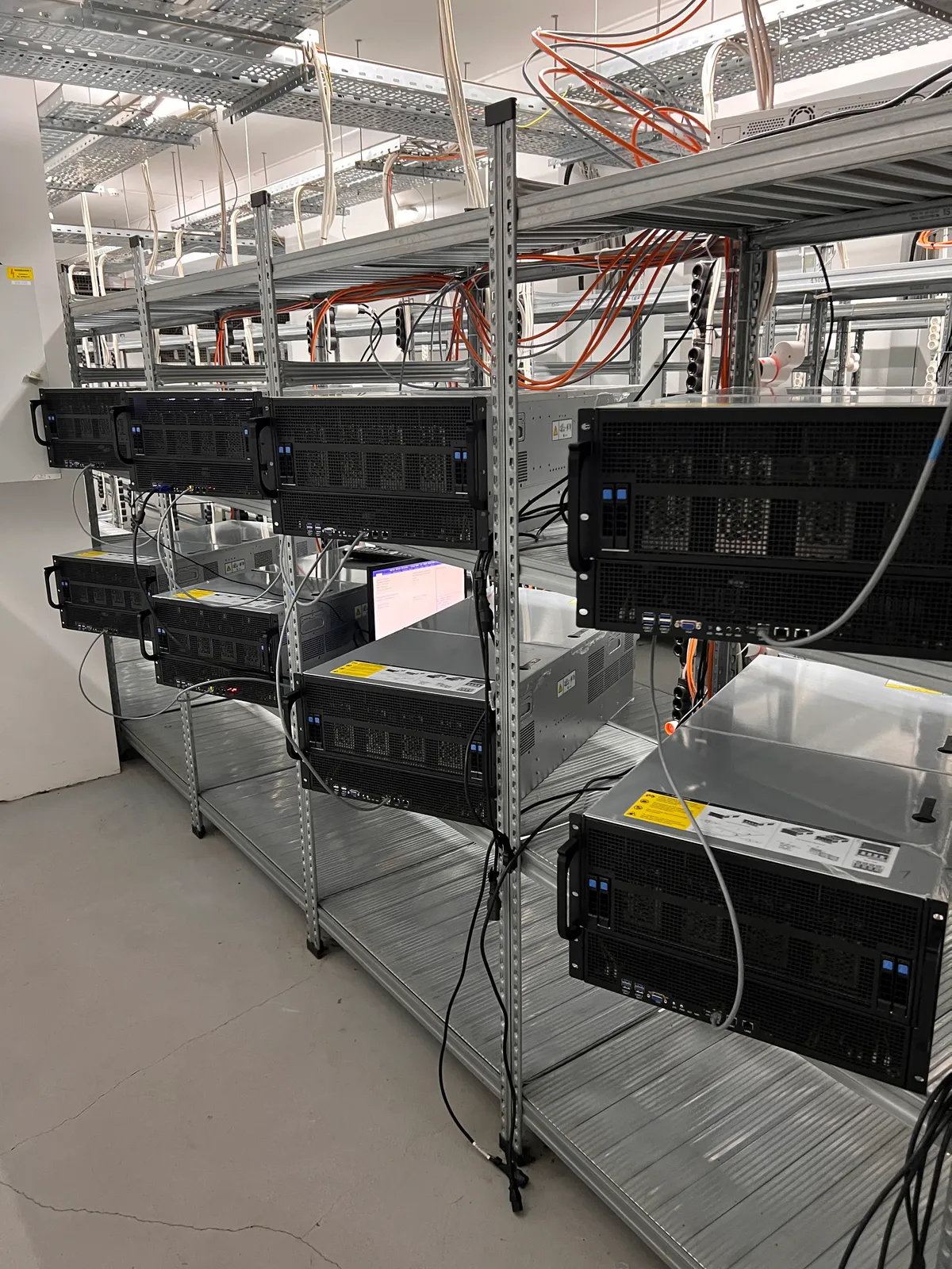 AI/GPU Servers - 8x Custom VAST AI Servers